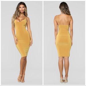 Fashion Nova Anne Marie MIDI Dress